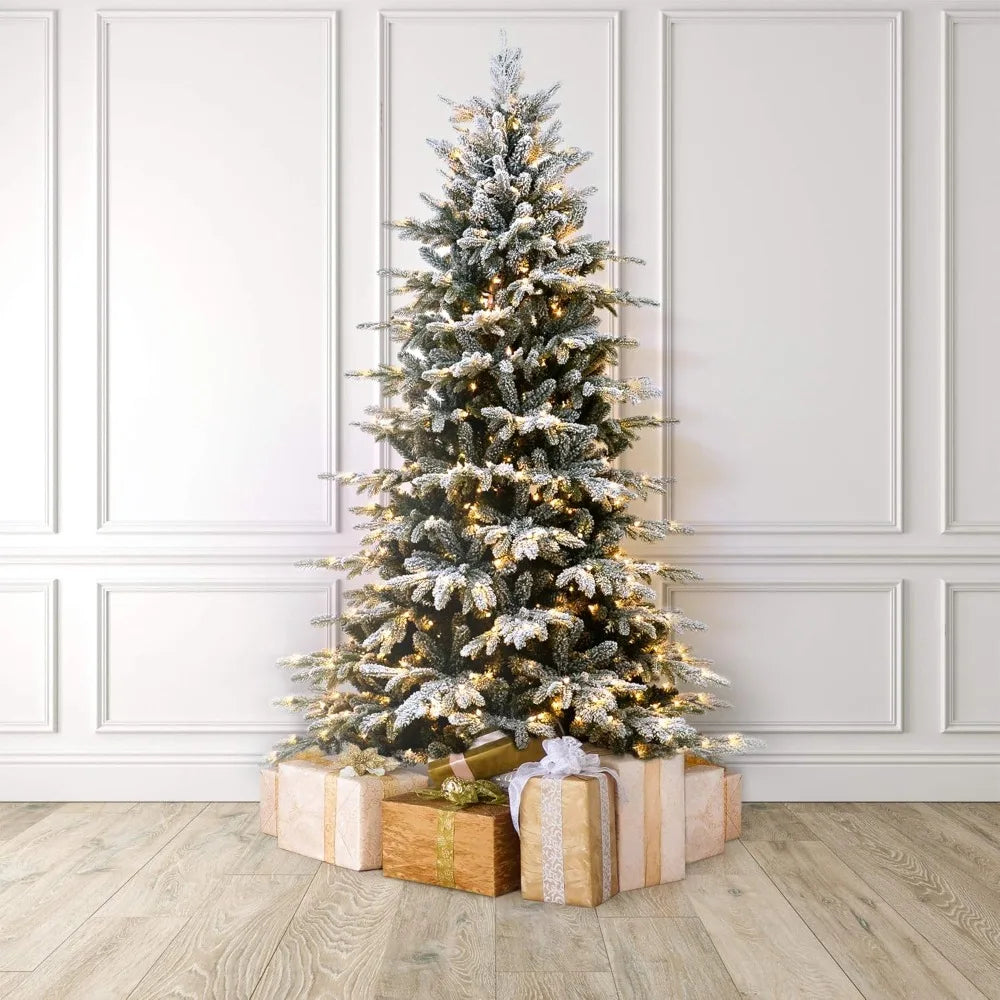 Plucked Natural Pine Pre Installed Lights Artificial Christmas Tree, 7.5 Feet, Transparent White Light